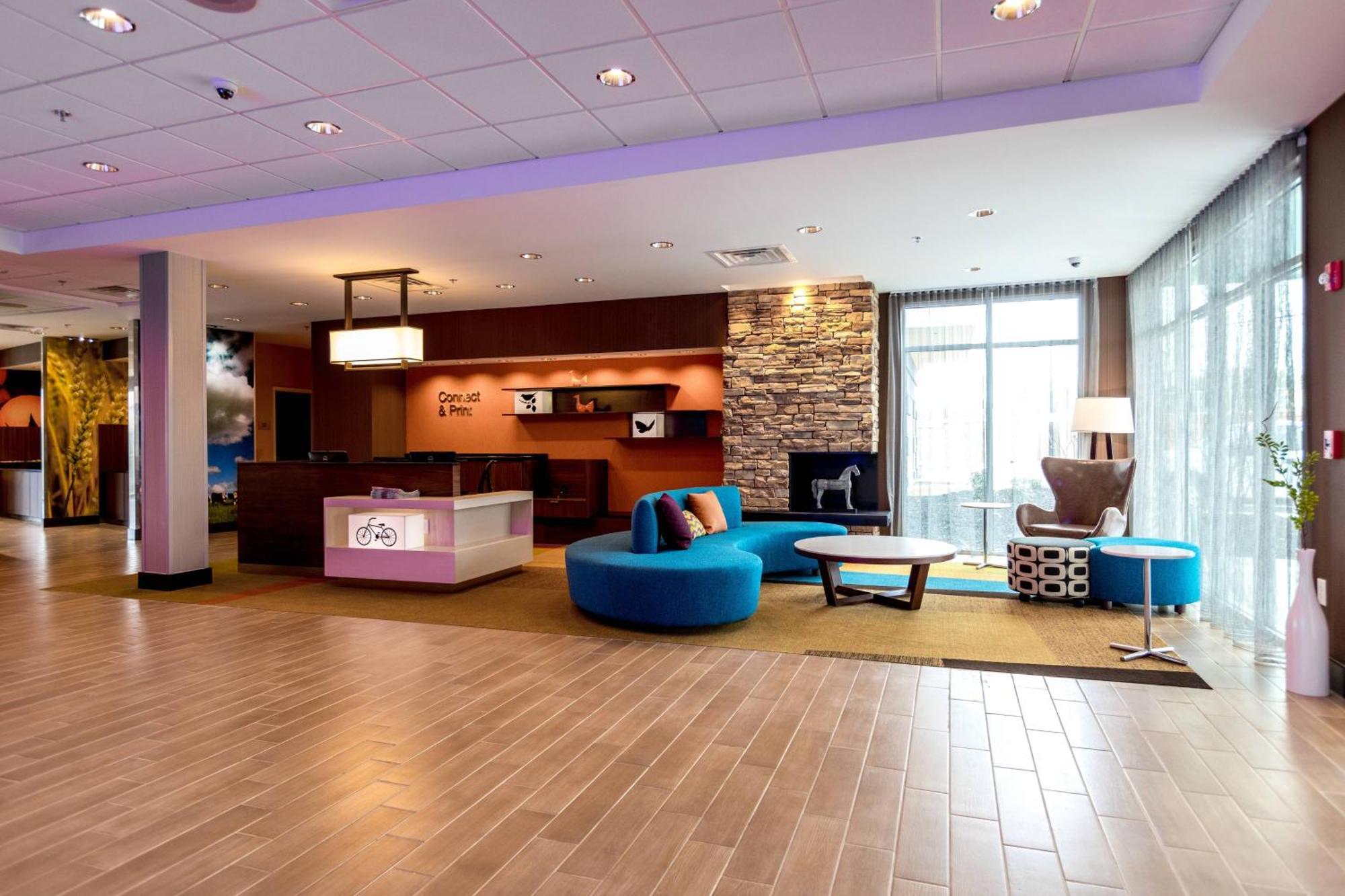 Fairfield Inn & Suites By Marriott Atlanta Акуърт Екстериор снимка